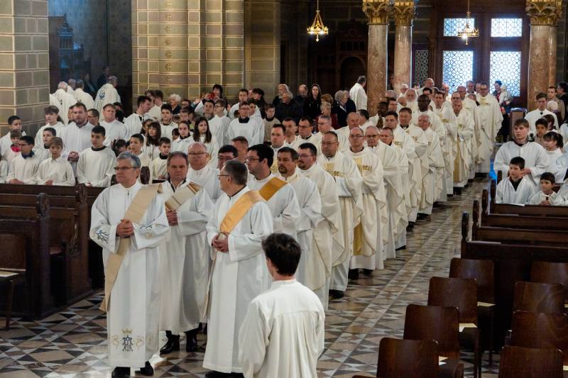 2024_03_28_olajszentelesi szentmise_19.jpg